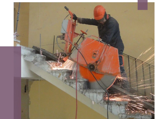 Демонтаж бетонных лестниц в Мысках от 4564 руб. за м2 | ПРОЛЁТ-Мси