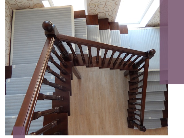 П-образные лестницы под ключ в Мысках — изготовление и монтаж