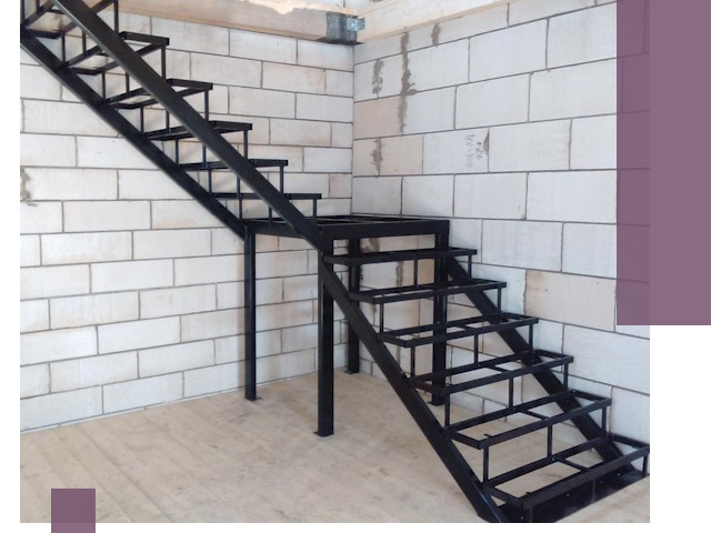 Лестницы на металлокаркасе под ключ в Мысках — изготовление и монтаж