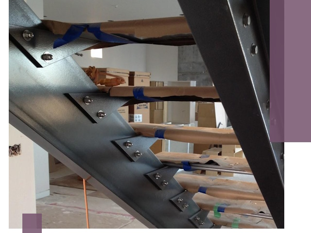 Усиление лестничных конструкций и усиление опор в Мысках