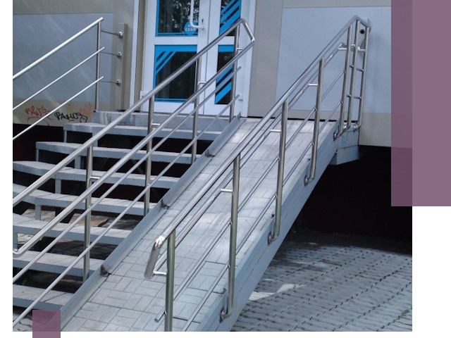 Пандус на крыльцо под ключ в Мысках: монтаж и изготовление