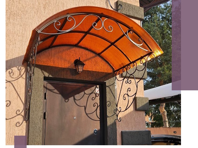 Демонтаж козырьков в Мысках быстро и безопасно