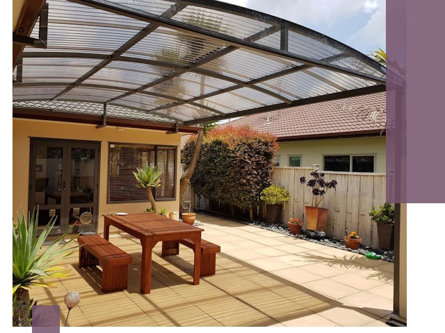 Навесы во двор под ключ в Мысках — изготовление и монтаж