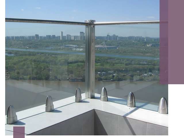 Стеклянные парапеты премиум класса в Мысках для домов и бизнесов